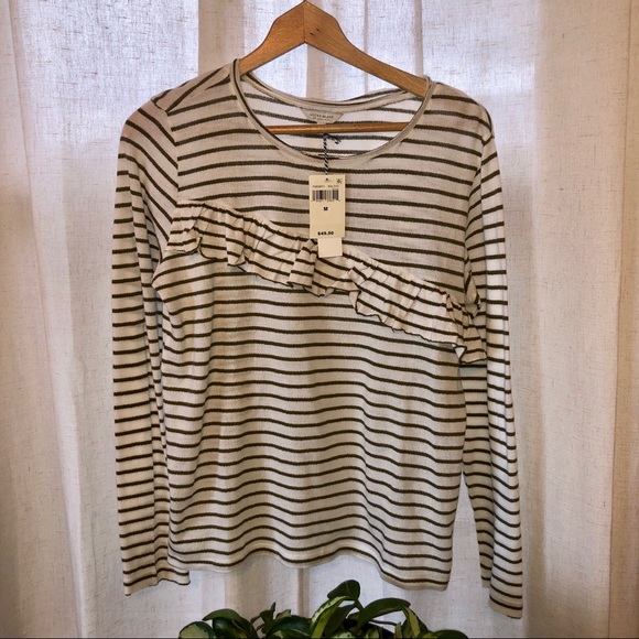 ⭕️Sold⭕️Lucky Brand Striped Pullover Top Medium - Picture 2 of 3